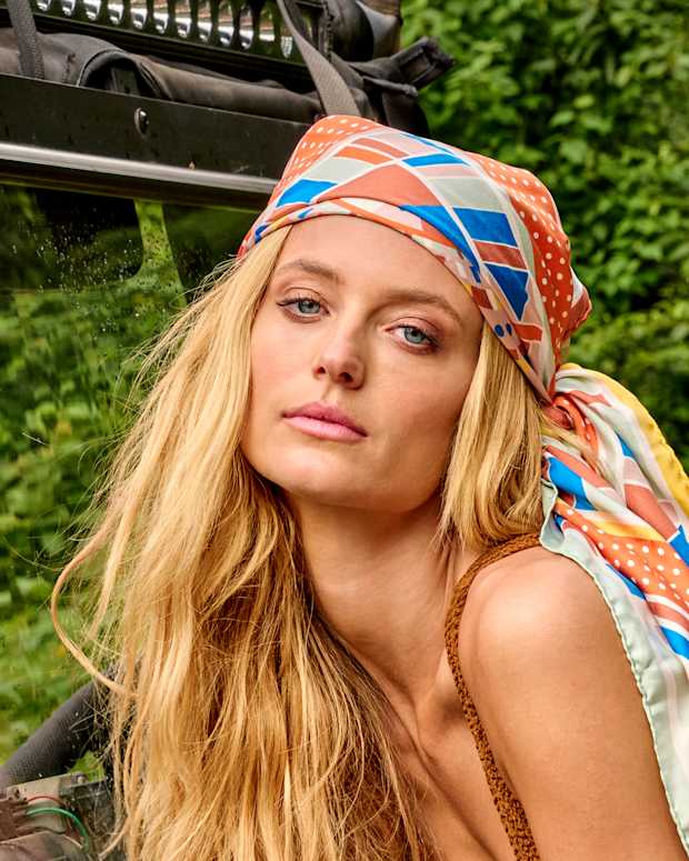 SI2022_Belize_Kate_Bock_02_4029-1_WM_HERO